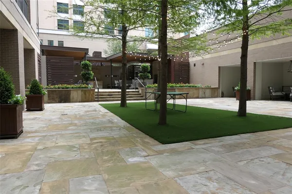 $2,650 | 5320 East Mockingbird Lane, Unit L302, Dallas, TX 75206