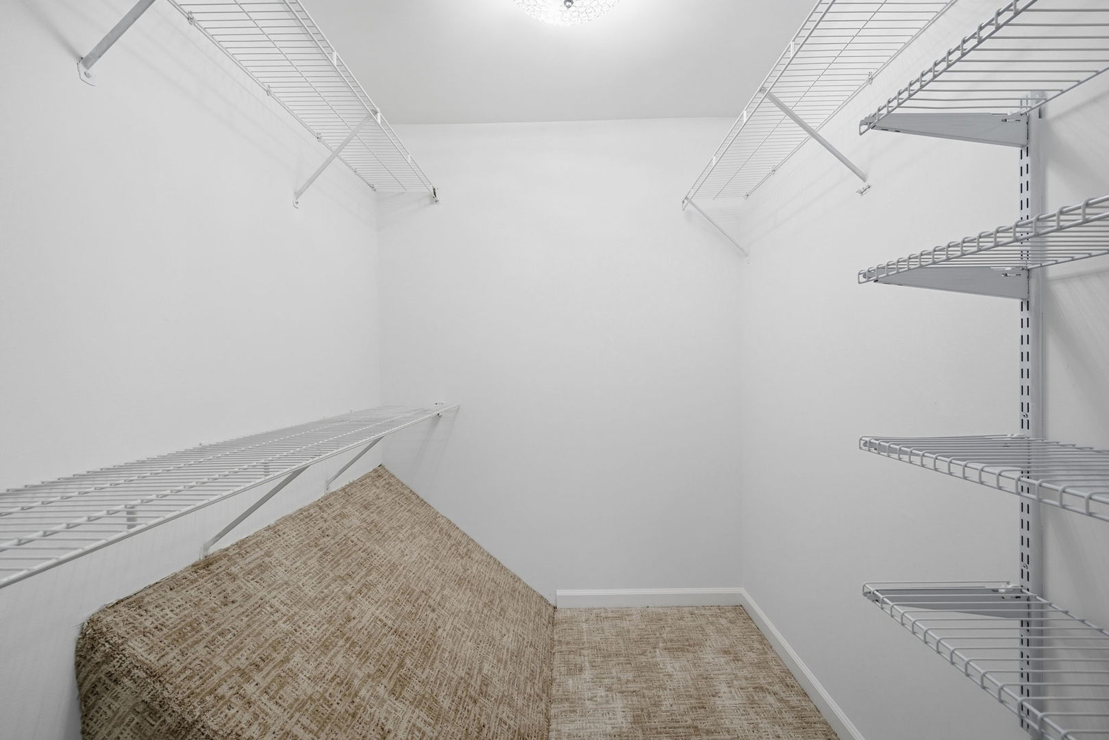 1372 Normantown Road, Unit 1372 Naperville, IL 60564 - Photo 13 of 22