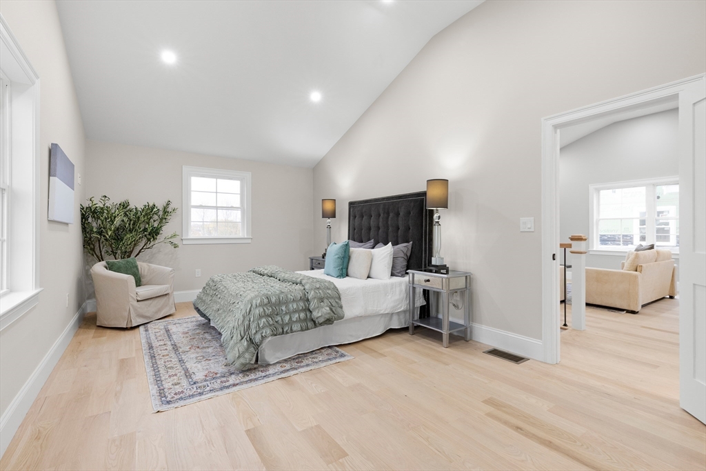 11 Washington Street Ipswich, MA 01938 - Photo 16 of 33