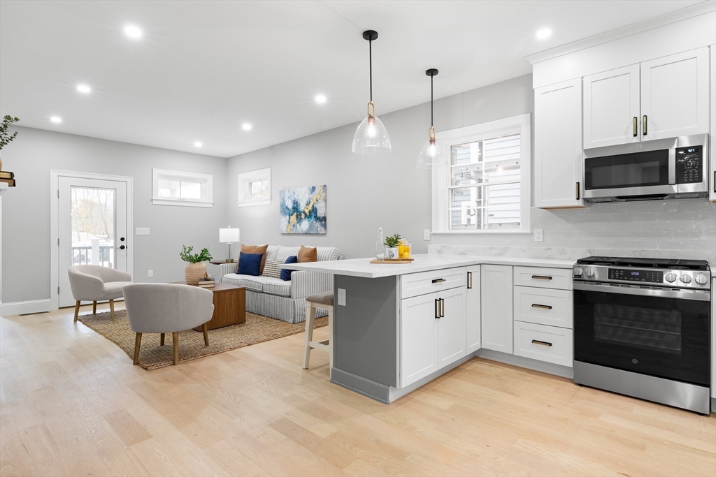 11 Washington Street Ipswich, MA 01938 - Photo 5 of 33