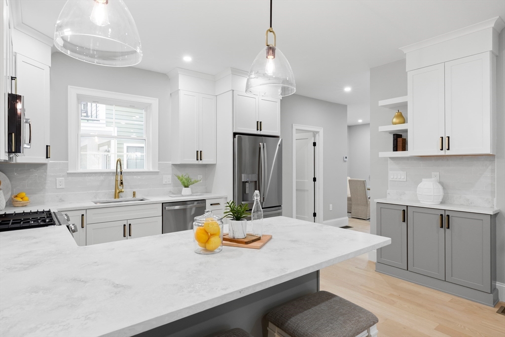 11 Washington Street Ipswich, MA 01938 - Photo 7 of 33