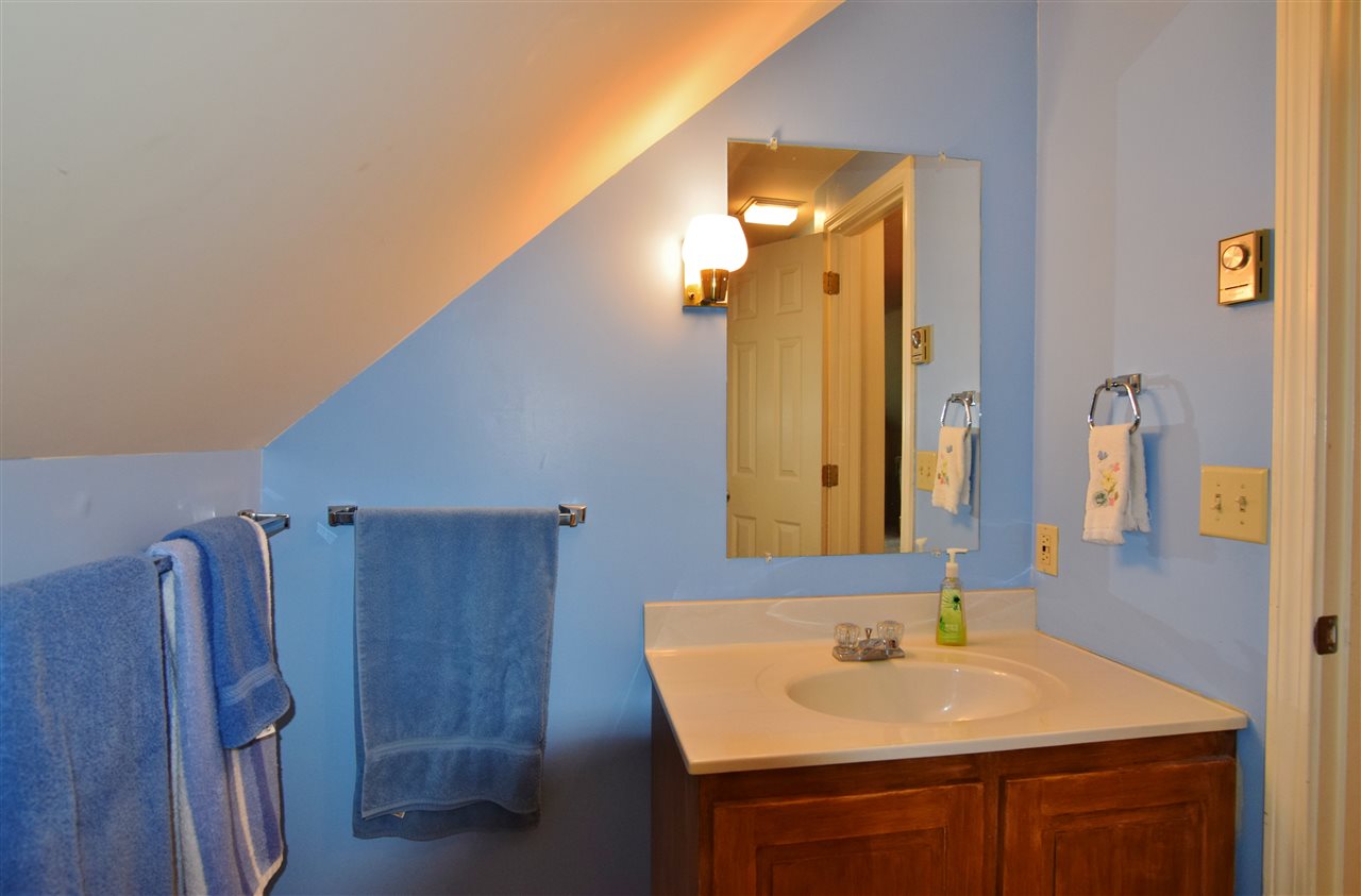 9 Pinewood Village Road Lebanon, NH 03784 - Photo 17 of 19 Gallery Image 17