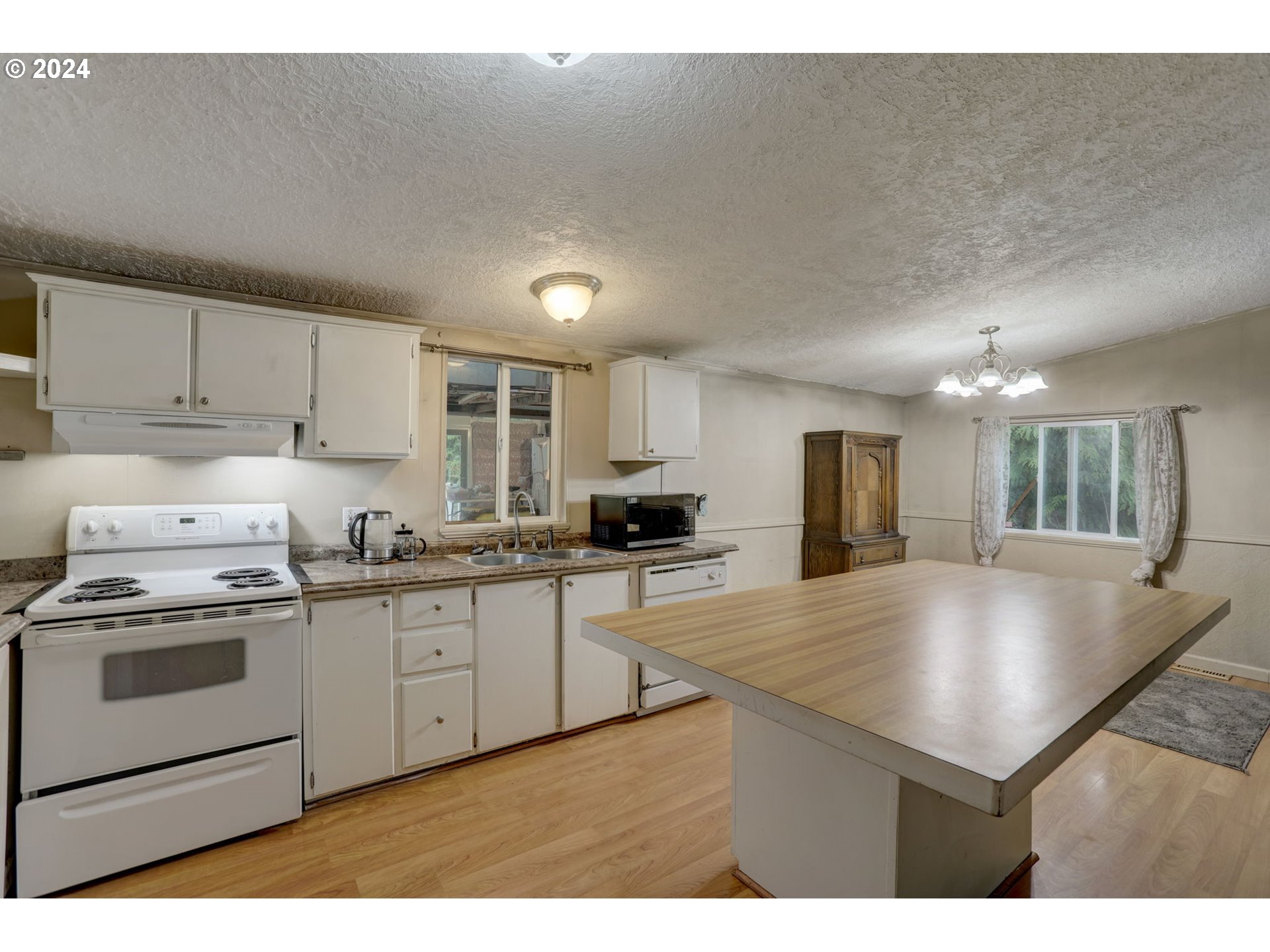 240 Tybren Heights Road Kelso, WA 98626 - Photo 15 of 48 Gallery Image 15