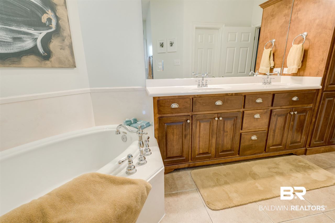 227 Royal Lane Fairhope, AL 36532 - Photo 34 of 42