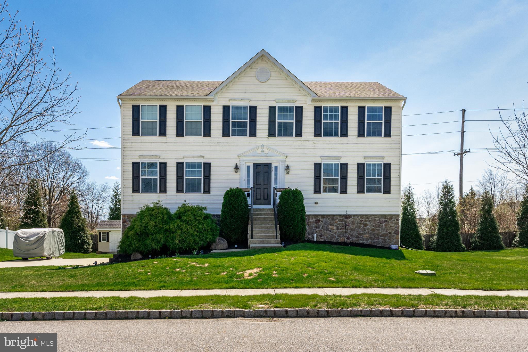Welcome to 13 Tieman Circle!