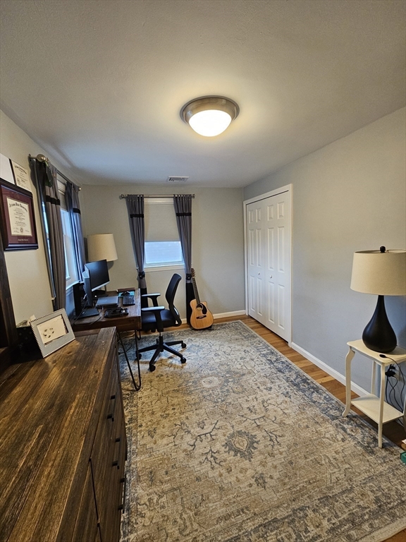 7 Circle Hill Road Salem, MA 01970 - Photo 6 of 12