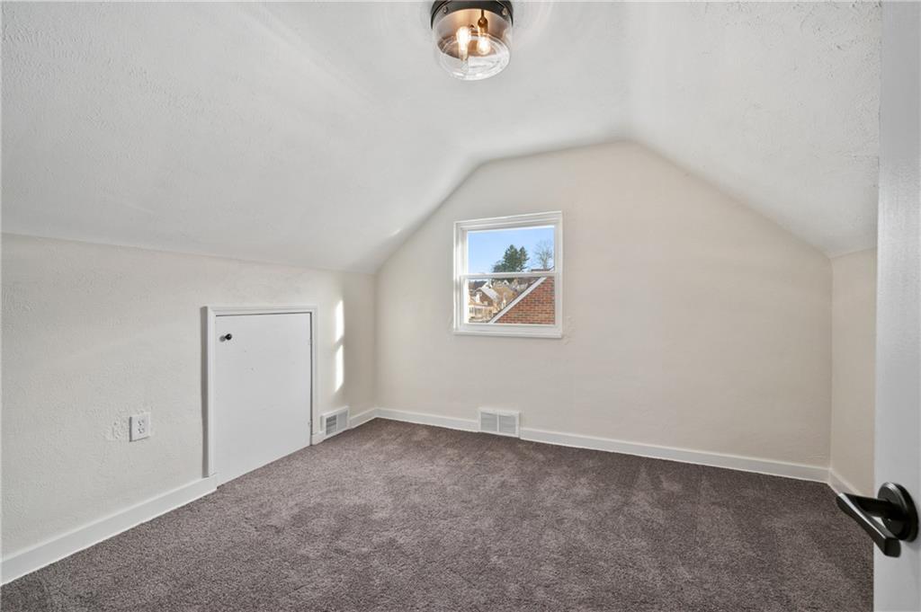 3593 Middleboro Road Pittsburgh, PA 15234 - Photo 10 of 20 an empty room with windows