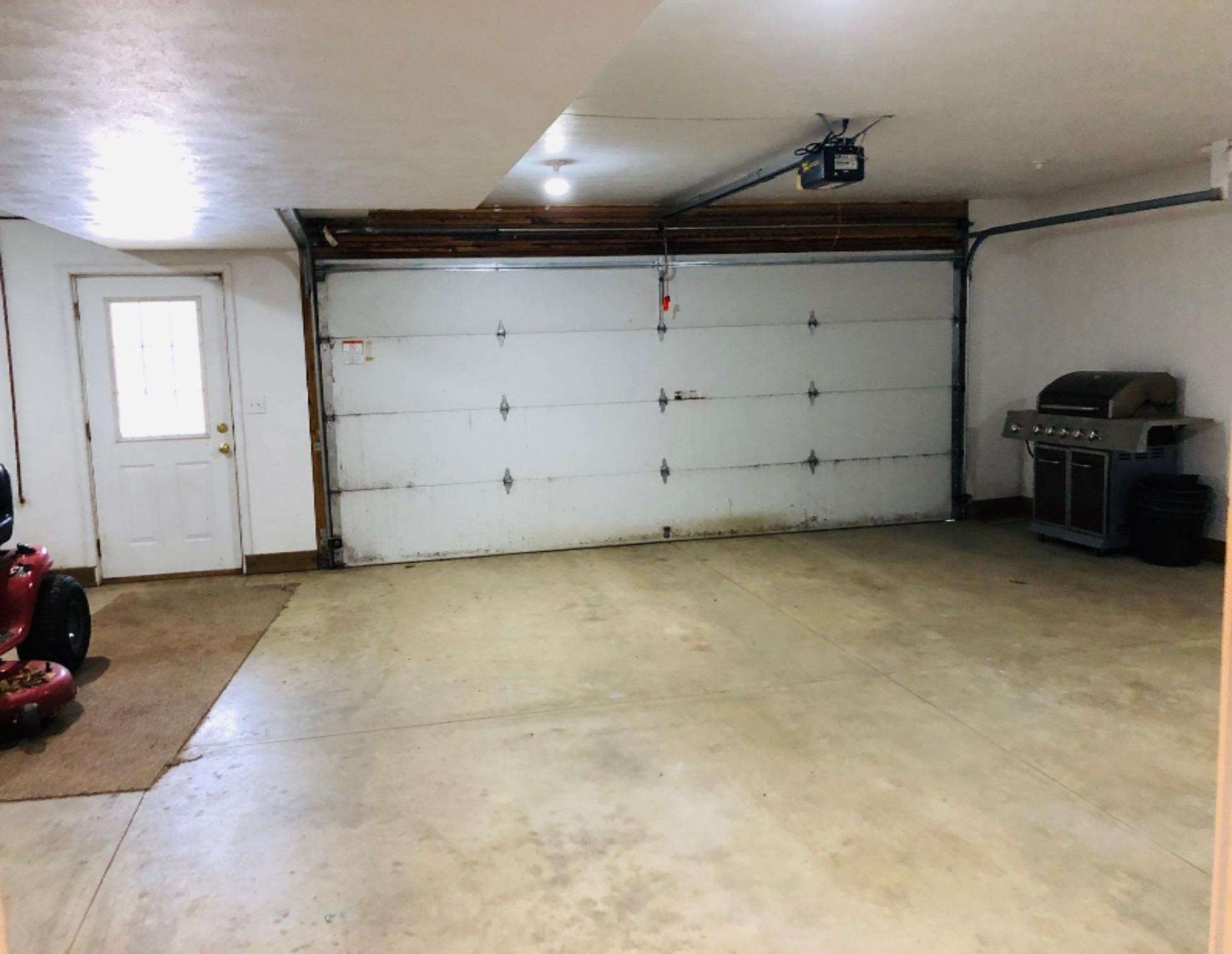 67575 Valley Road White Pigeon, MI 49099 - Photo 35 of 55 Garage