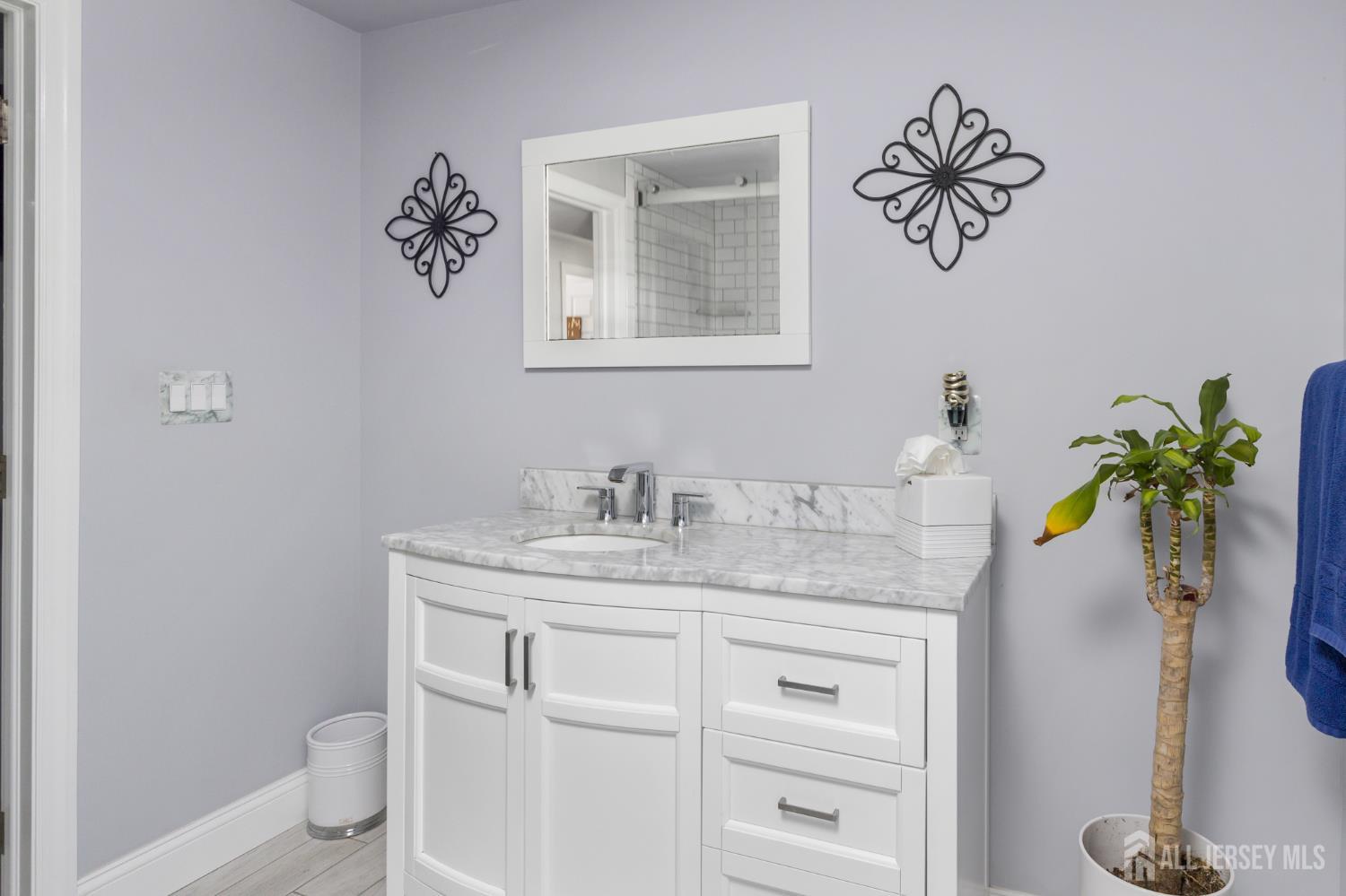 7 Vauxhall Road East Brunswick, NJ 08816 - Photo 29 of 38