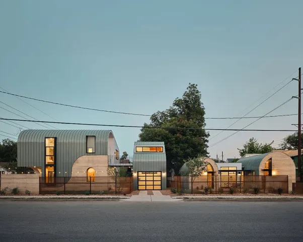 $2,725,000 | 2201 Garden Street, Austin, TX 78702