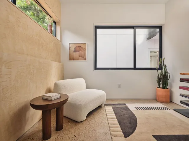 $2,725,000 | 2201 Garden Street, Austin, TX 78702