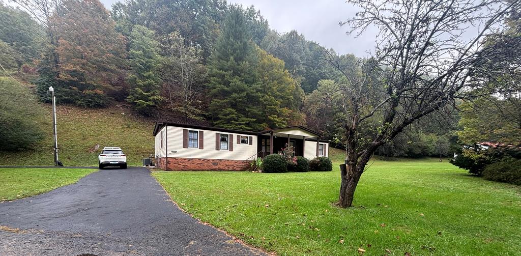 1014 Banner Road Rowe, VA 24646 - Photo 1 of 20 Gallery Image 1