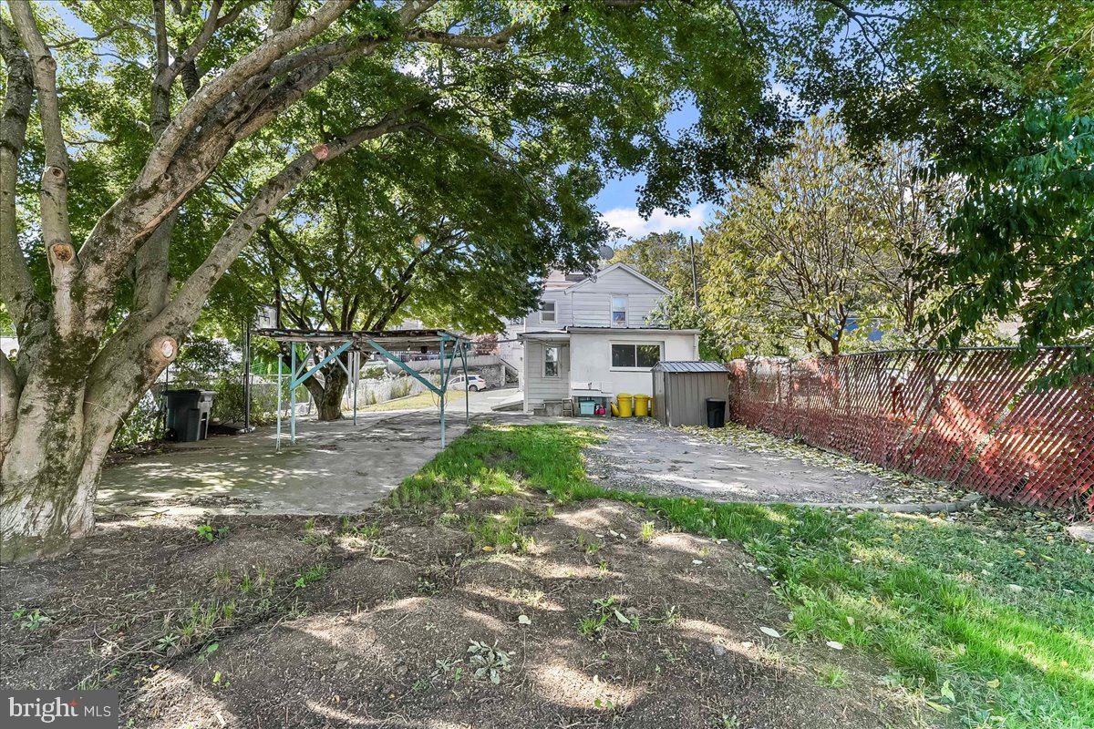 85 Price Street Bala Cynwyd, PA 19004 - Photo 25 of 32 Backyard
