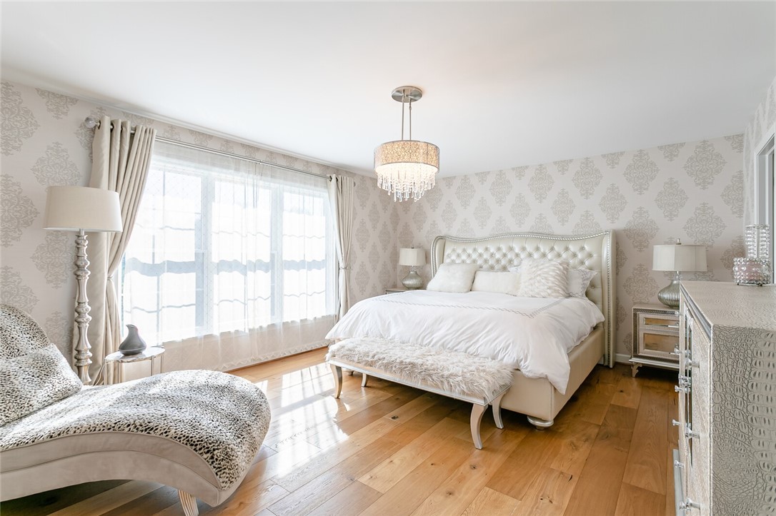 82 Coventry Pittsford, NY 14534 - Photo 18 of 50