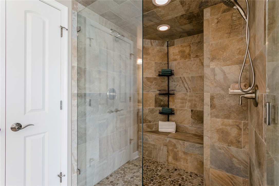 82 Coventry Pittsford, NY 14534 - Photo 23 of 50