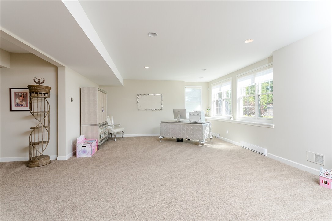 82 Coventry Pittsford, NY 14534 - Photo 47 of 50