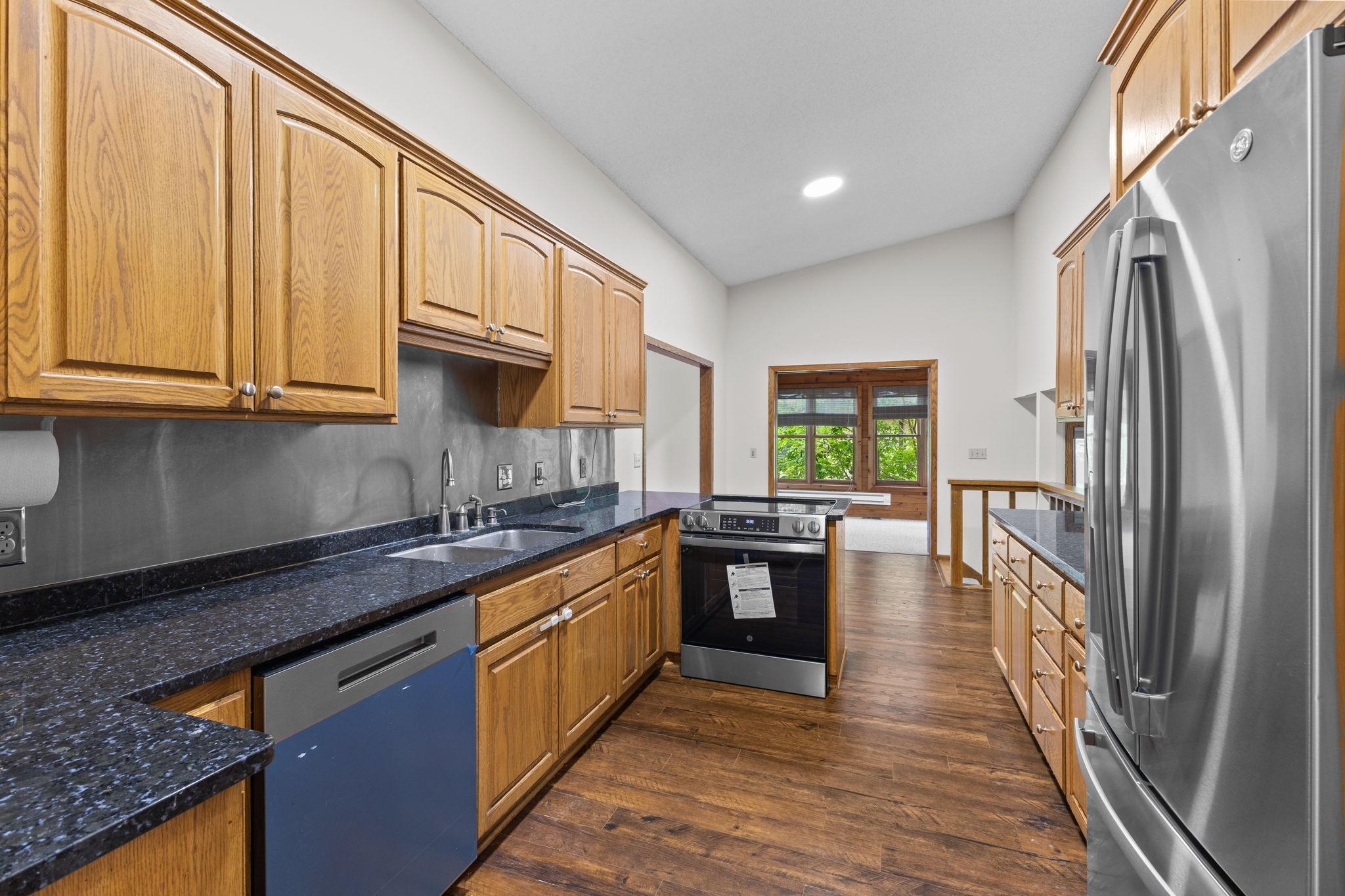 1306 Berry Ridge Road Eagan, MN 55123 - Photo 16 of 61