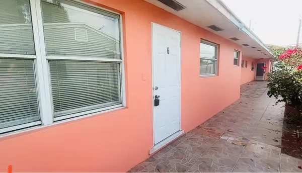 $1,500 | 531 South C Street, Unit 6, Lake Worth Beach, FL 33460