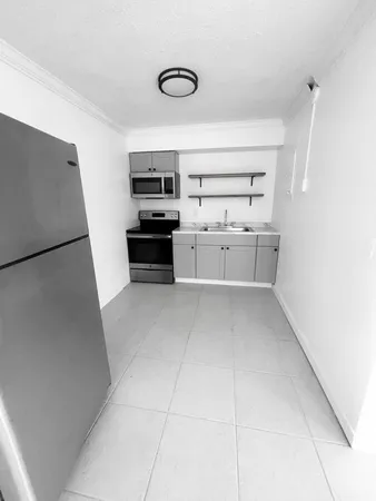 $1,500 | 531 South C Street, Unit 6, Lake Worth Beach, FL 33460