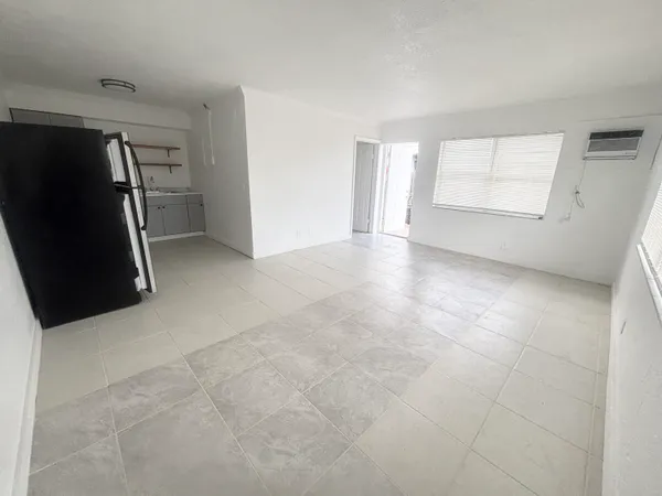 $1,500 | 531 South C Street, Unit 6, Lake Worth Beach, FL 33460