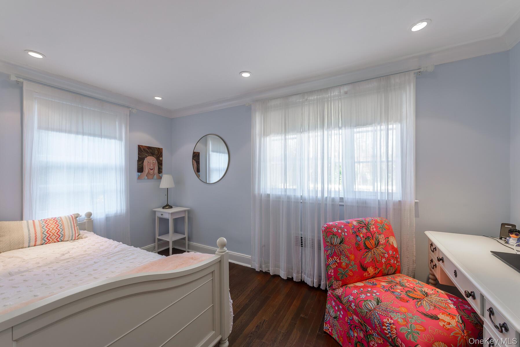 47 Whistler Road Manhasset, NY 11030 - Photo 18 of 31