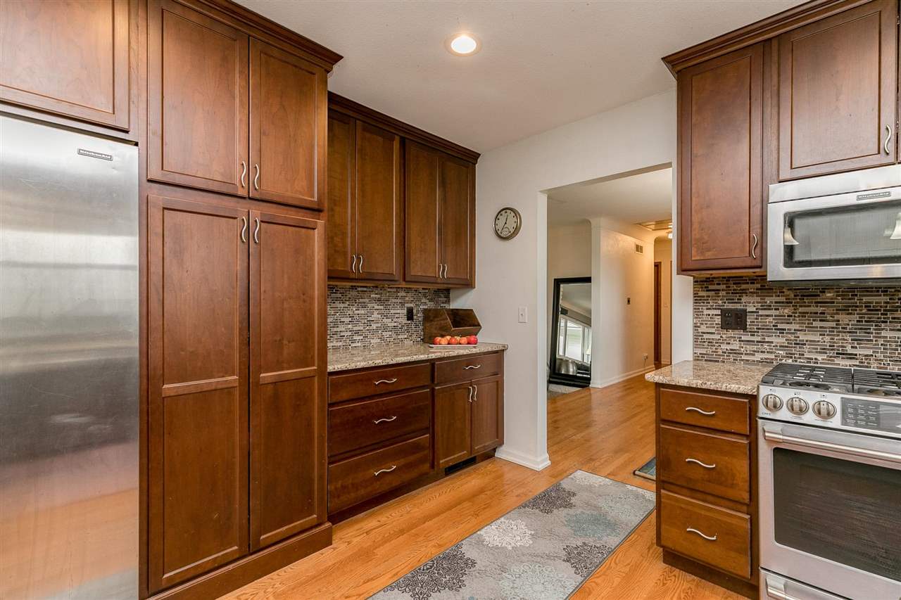 5057 Beverly Road Southwest Cedar Rapids, IA 52404 - Photo 14 of 37 Gallery Image 14