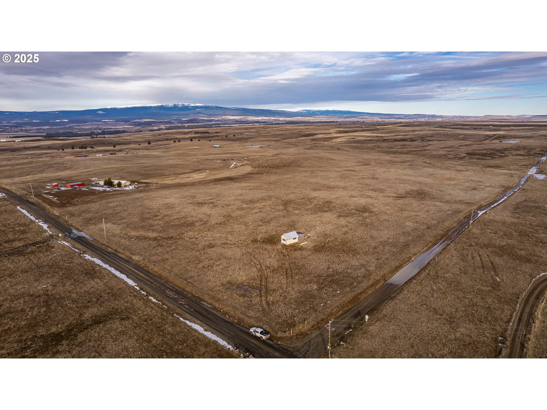 380 Harms Road Centerville, WA 98613 - Photo 7 of 19