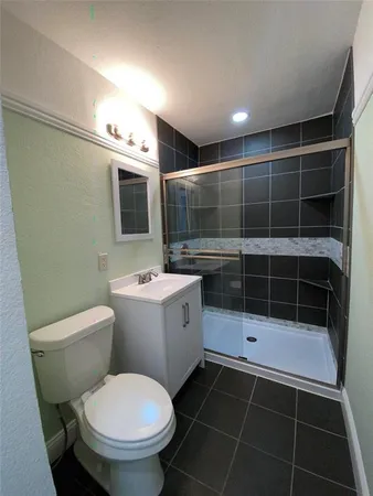 $1,500 | 145 Gordon Drive, Azle, TX 76020