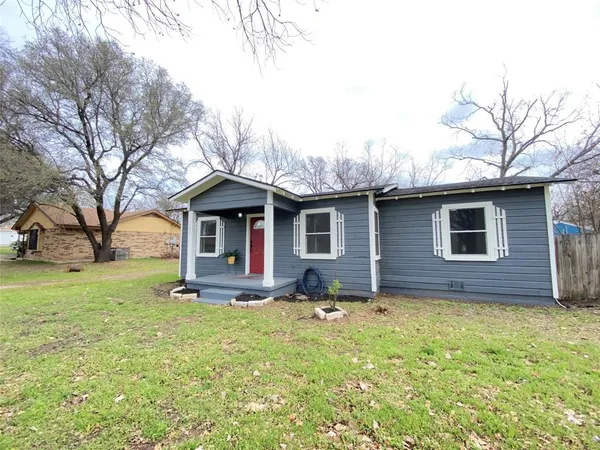 $1,500 | 145 Gordon Drive, Azle, TX 76020