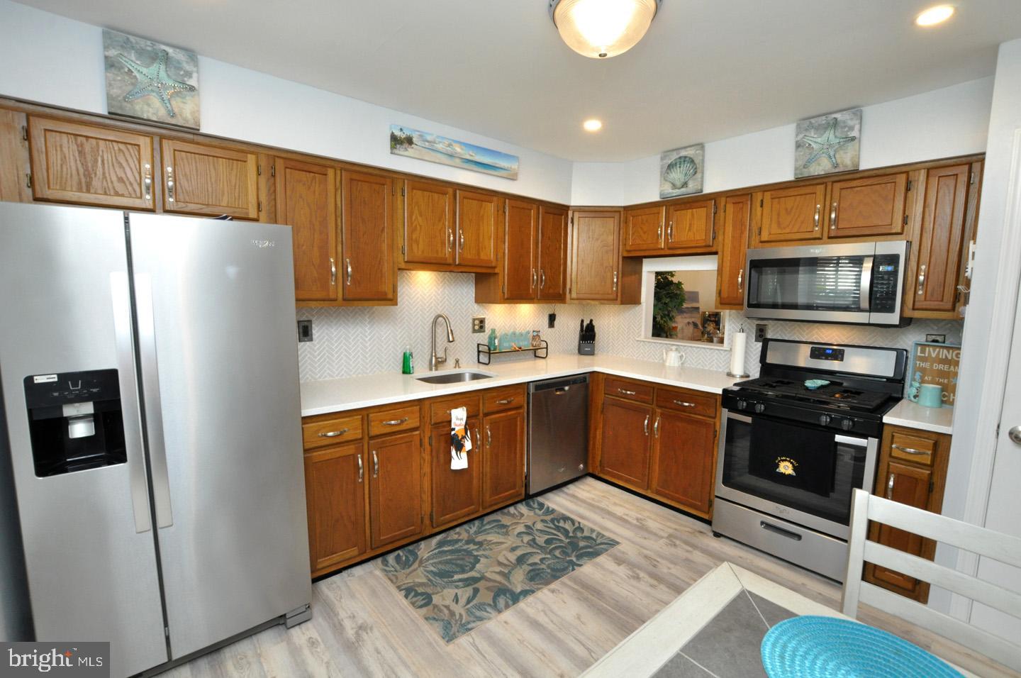 11 East Berwin Way Mount Laurel, NJ 08054 - Photo 6 of 22 Kitchen with Pass Through