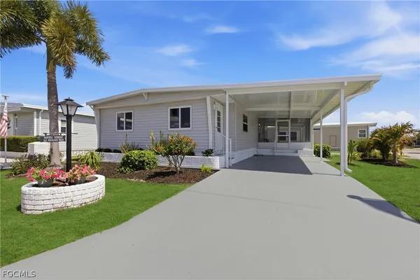$174,900 | 312 Nicklaus Boulevard, North Fort Myers, FL 33903