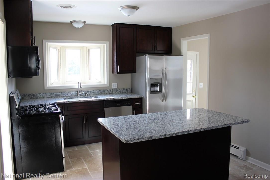 8480 27 Mile Road Washington, MI 48094 - Photo 7 of 24 7.JPG