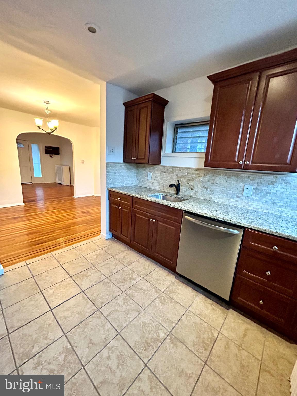 7137 Gillespie Street Philadelphia, PA 19135 - Photo 13 of 36