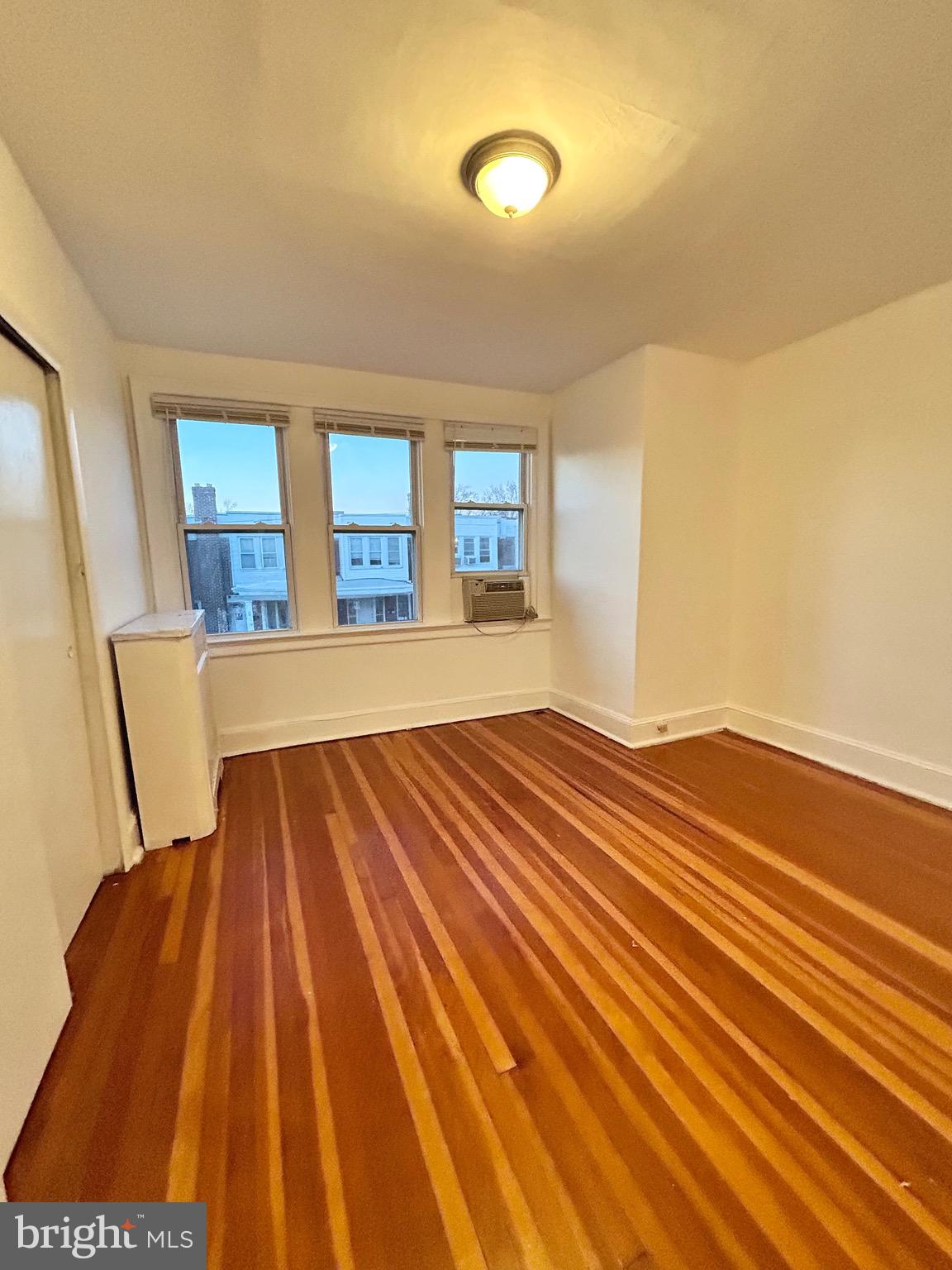 7137 Gillespie Street Philadelphia, PA 19135 - Photo 17 of 36