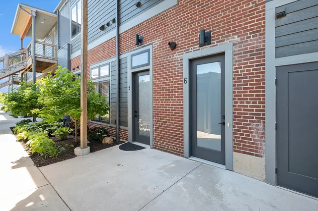 $369,000 | 220 King Street, Unit 6, Lowell, MI 49331