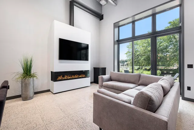 $369,000 | 220 King Street, Unit 6, Lowell, MI 49331