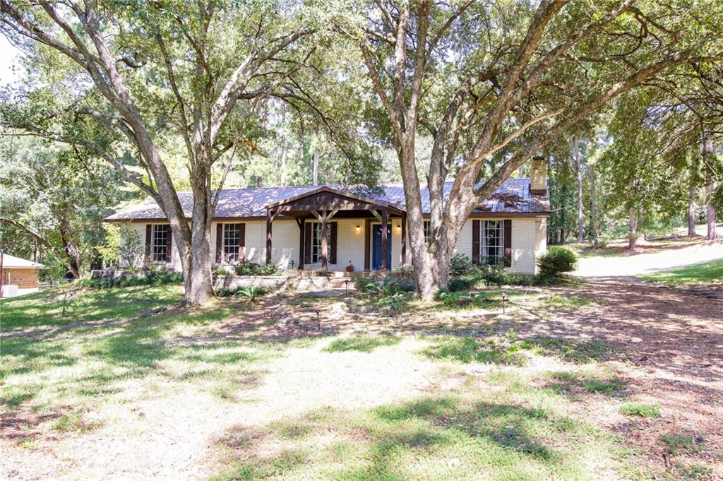 3202 Rigolette Road Pineville, LA 71360 - Photo 2 of 22