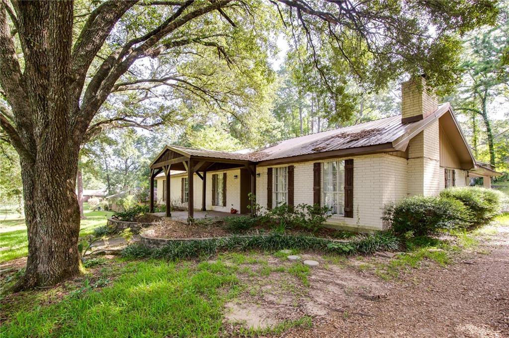 3202 Rigolette Road Pineville, LA 71360 - Photo 3 of 22