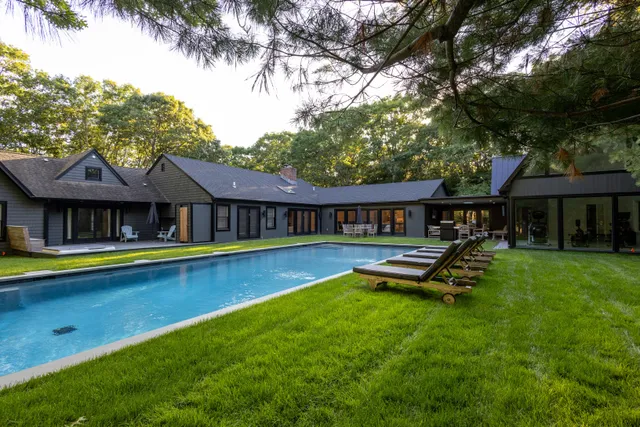 $120,000 | Undisclosed Address, Southampton, NY 11968