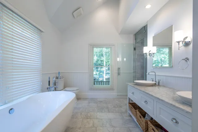 $120,000 | Undisclosed Address, Southampton, NY 11968