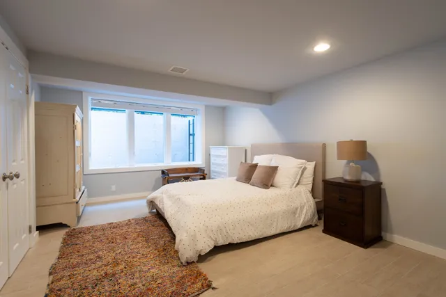 $120,000 | Undisclosed Address, Southampton, NY 11968