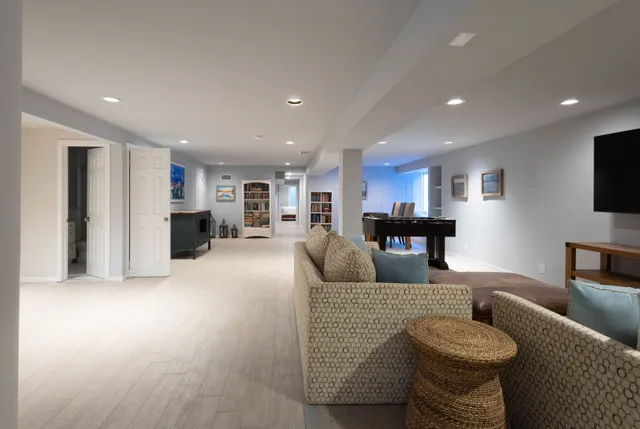 $120,000 | Undisclosed Address, Southampton, NY 11968