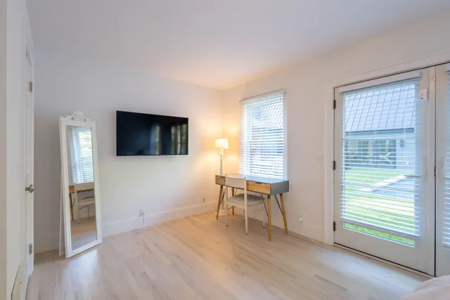 $120,000 | Undisclosed Address, Southampton, NY 11968