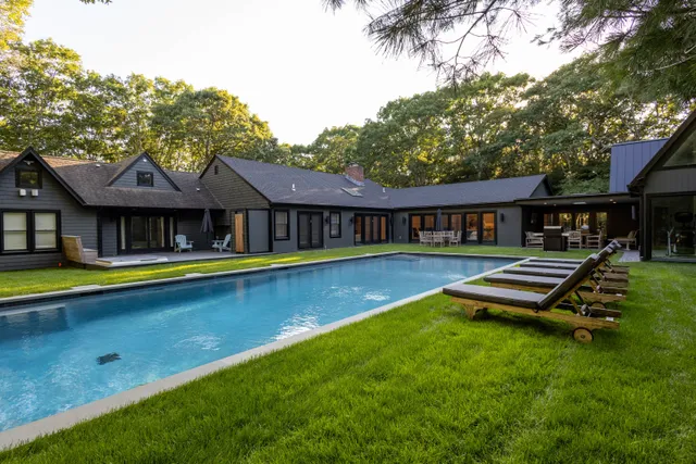 $120,000 | Undisclosed Address, Southampton, NY 11968