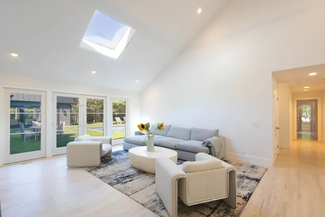 $120,000 | Undisclosed Address, Southampton, NY 11968