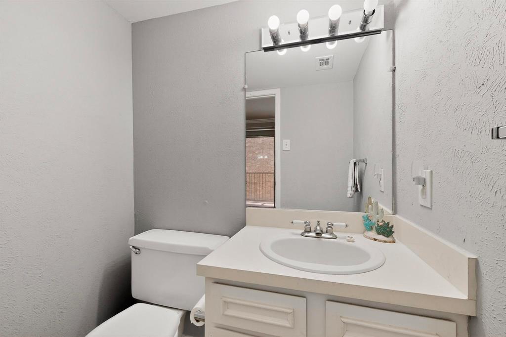 5300 Keller Springs Road, Unit 1048 Dallas, TX 75248 - Photo 22 of 38