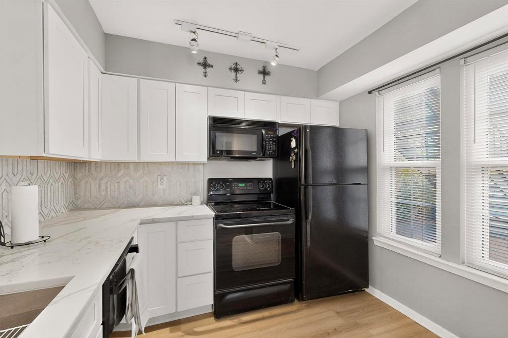 5300 Keller Springs Road, Unit 1048 Dallas, TX 75248 - Photo 10 of 38