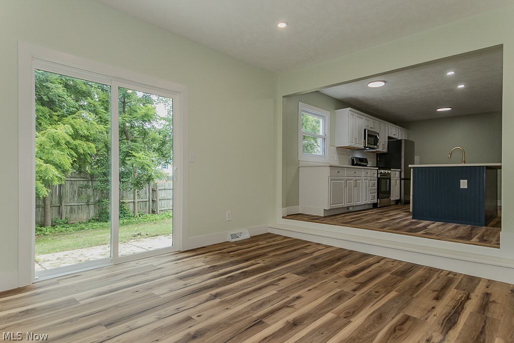 1729 Falkirk Road Madison, OH 44057 - Photo 17 of 41 Gallery Image 17