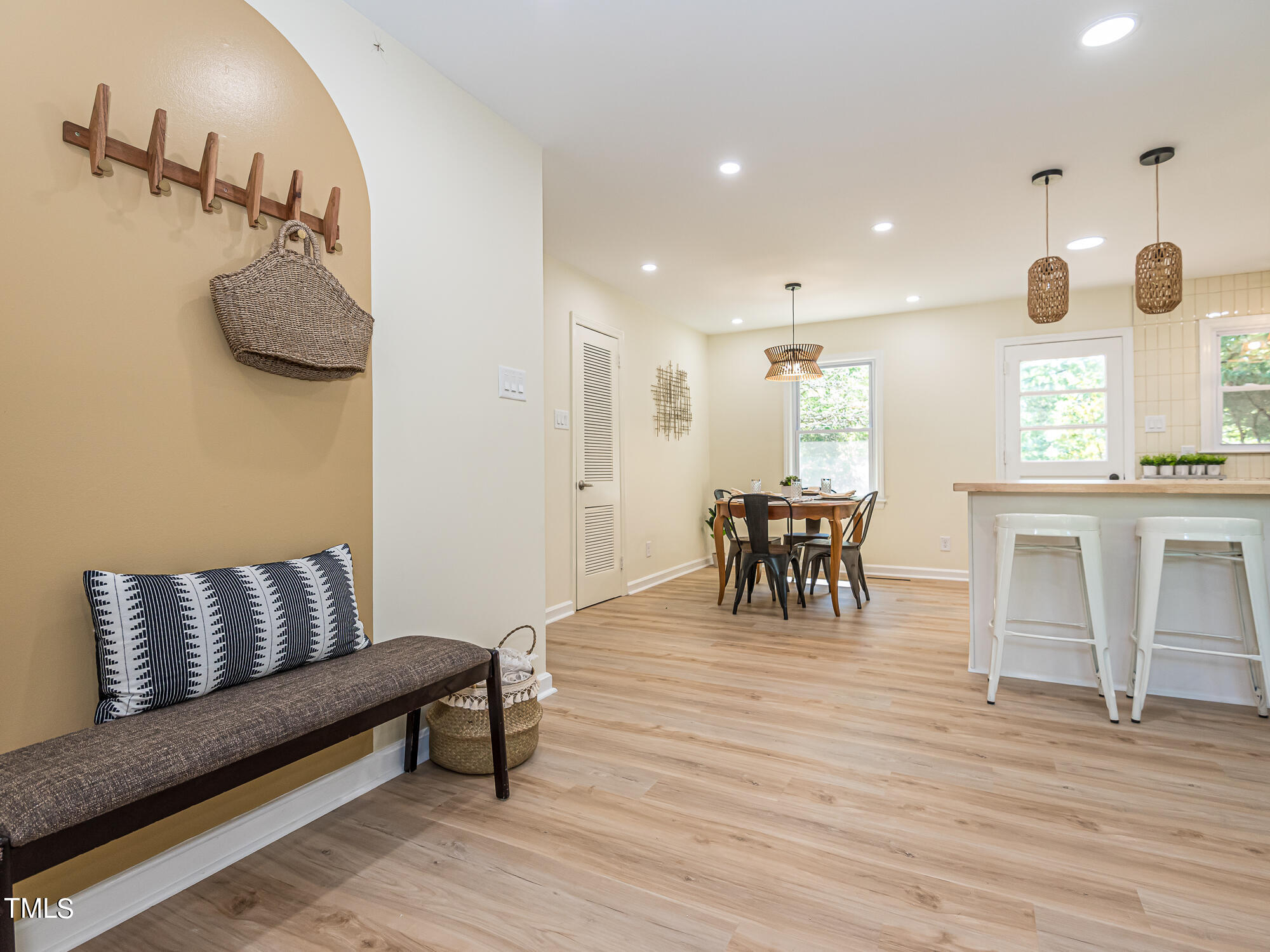 2619 Crestline Avenue Raleigh, NC 27603 - Photo 11 of 31 InTrust_Realty_Lee_2619_Crestline-4800