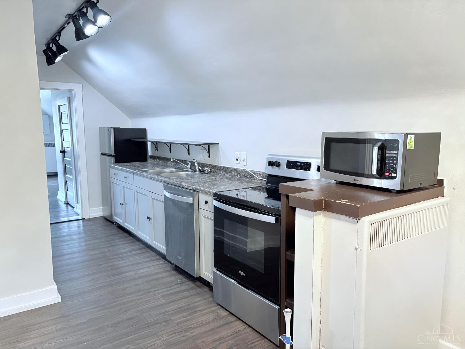 2757 Madison Road, Unit 3 Cincinnati, OH 45209 - Photo 4 of 12